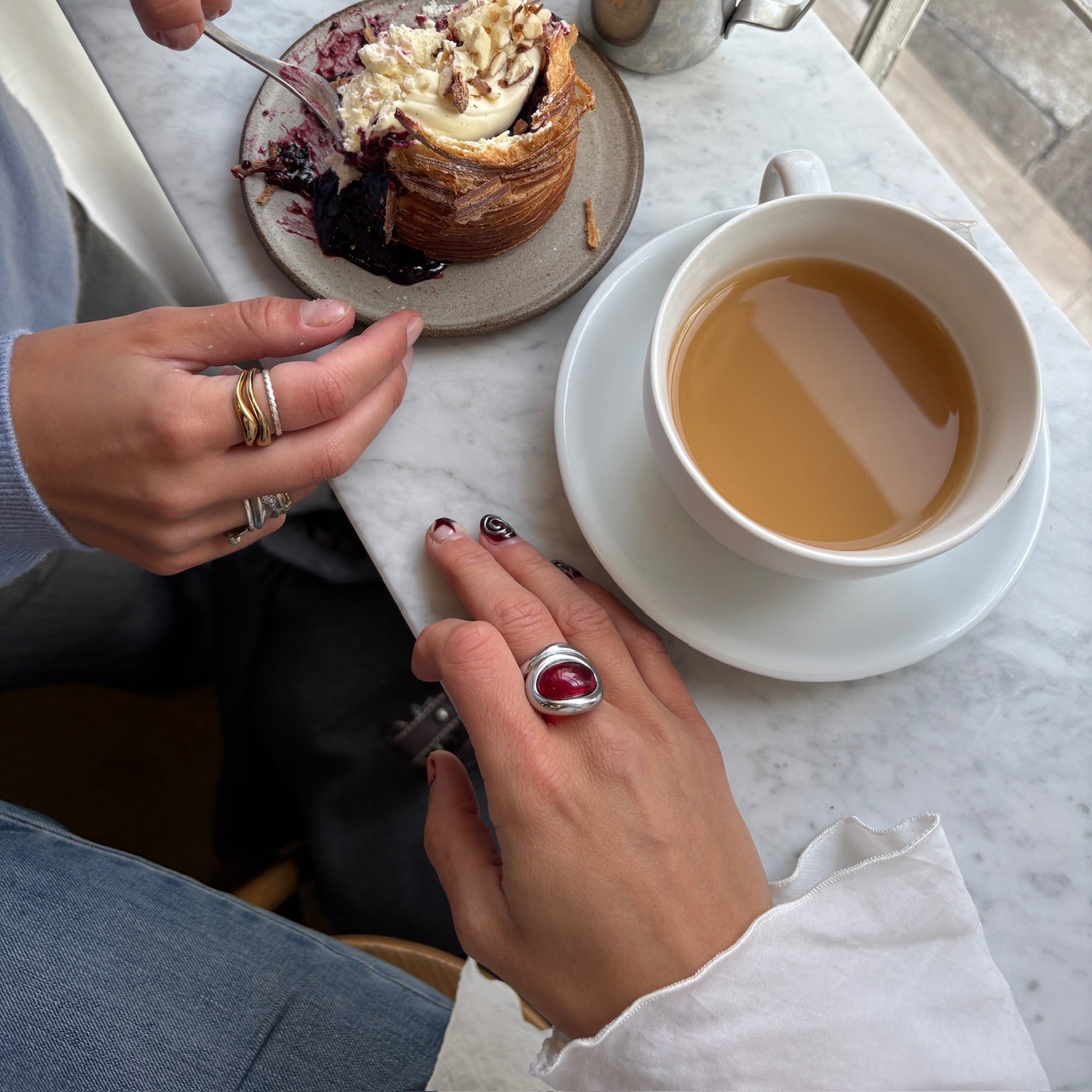 Lola ring